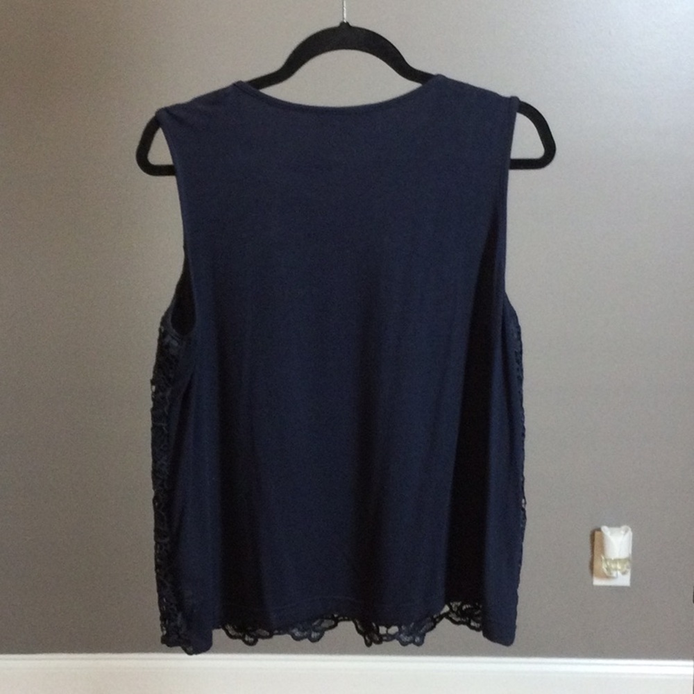 L Nanette Lepore navy lace overlay stretch top - Picture 2 of 15